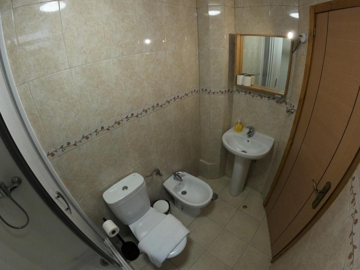 Lisbon T2 Apartment In Typical Villa In Sapadores Lisbon Bagian luar foto
