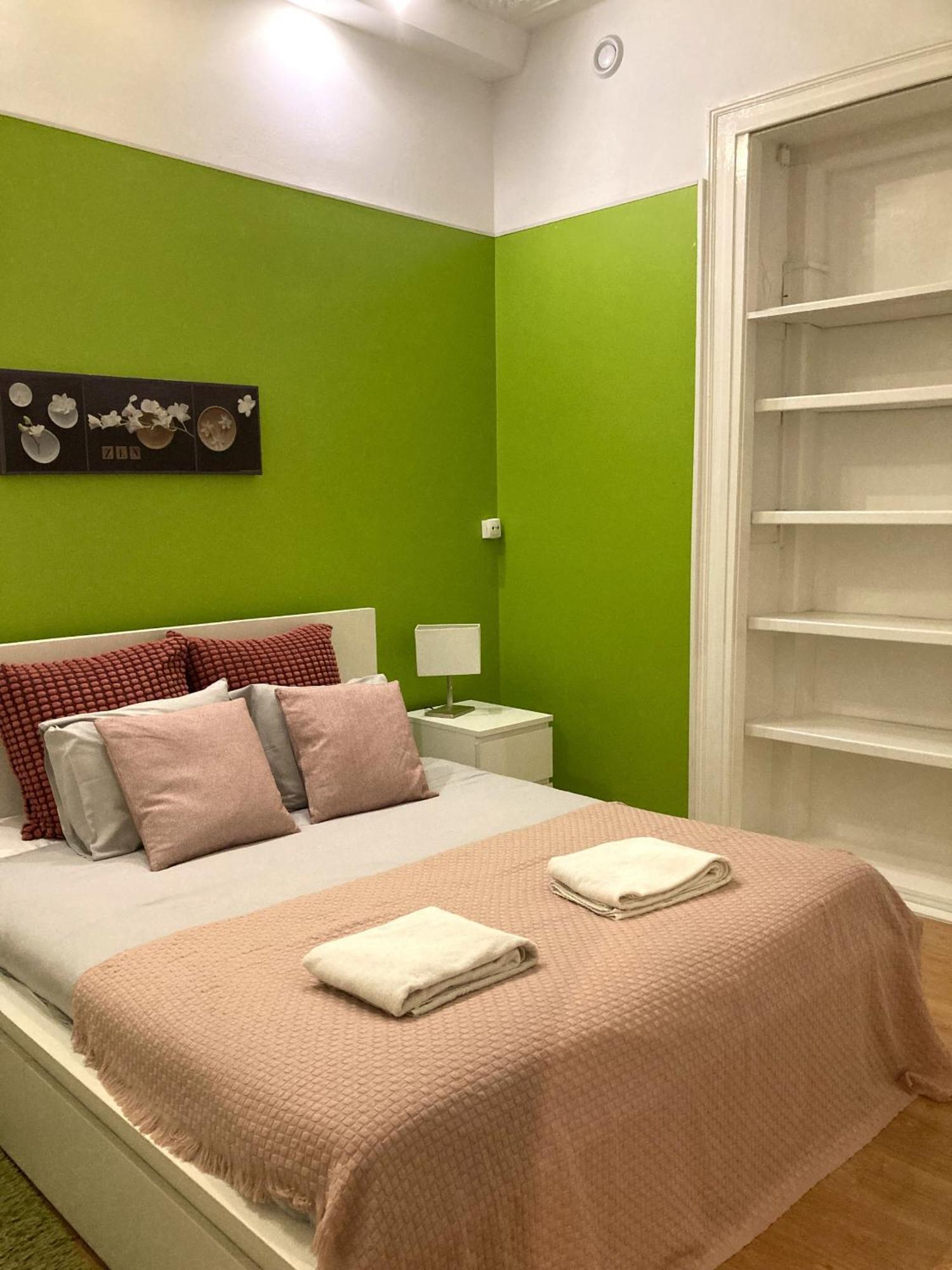 Lisbon T2 Apartment In Typical Villa In Sapadores Lisbon Bagian luar foto