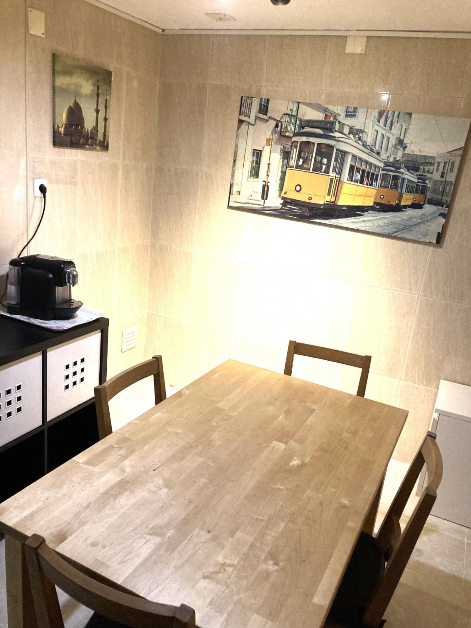 Lisbon T2 Apartment In Typical Villa In Sapadores Lisbon Bagian luar foto