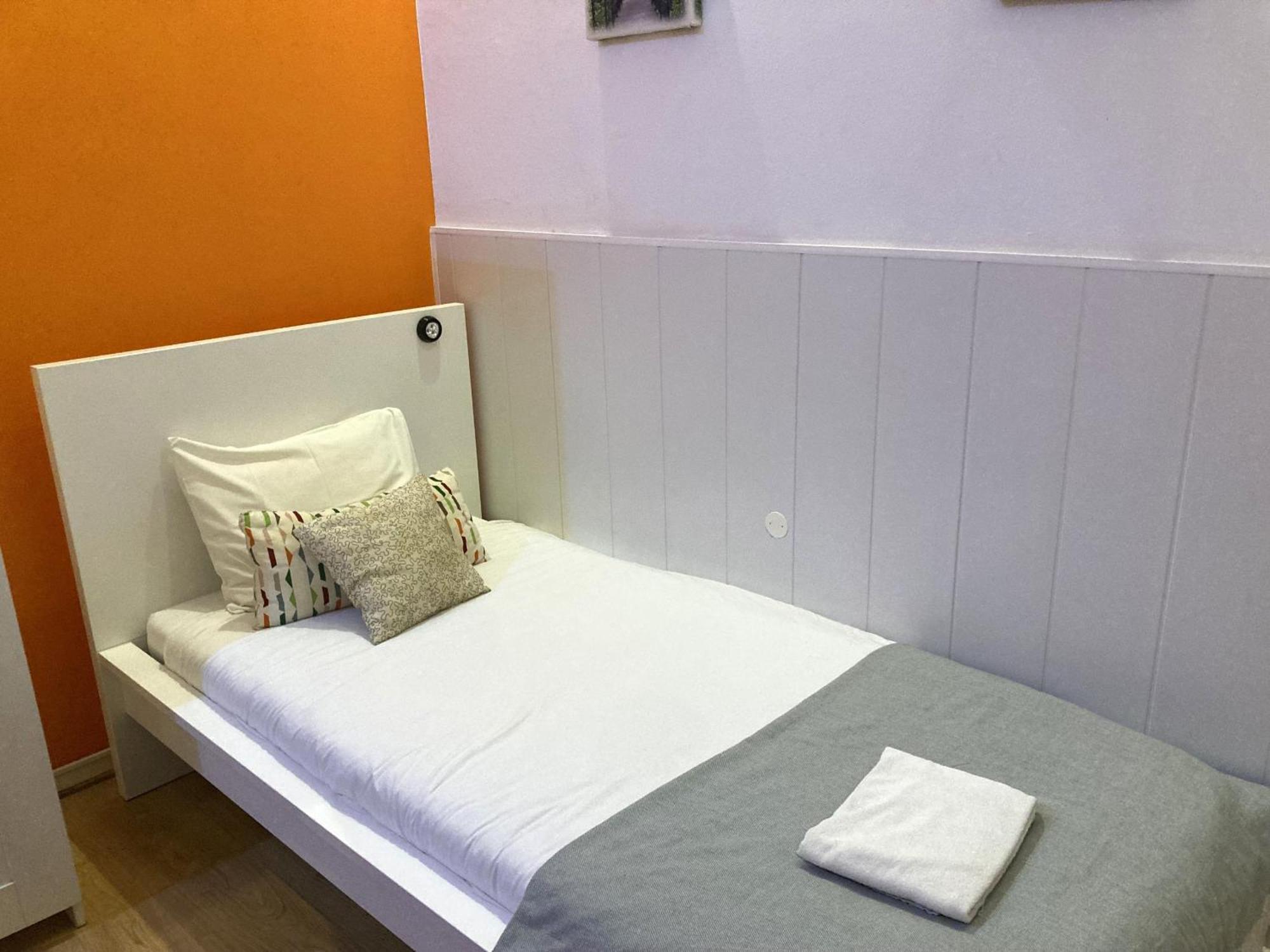 Lisbon T2 Apartment In Typical Villa In Sapadores Lisbon Bagian luar foto