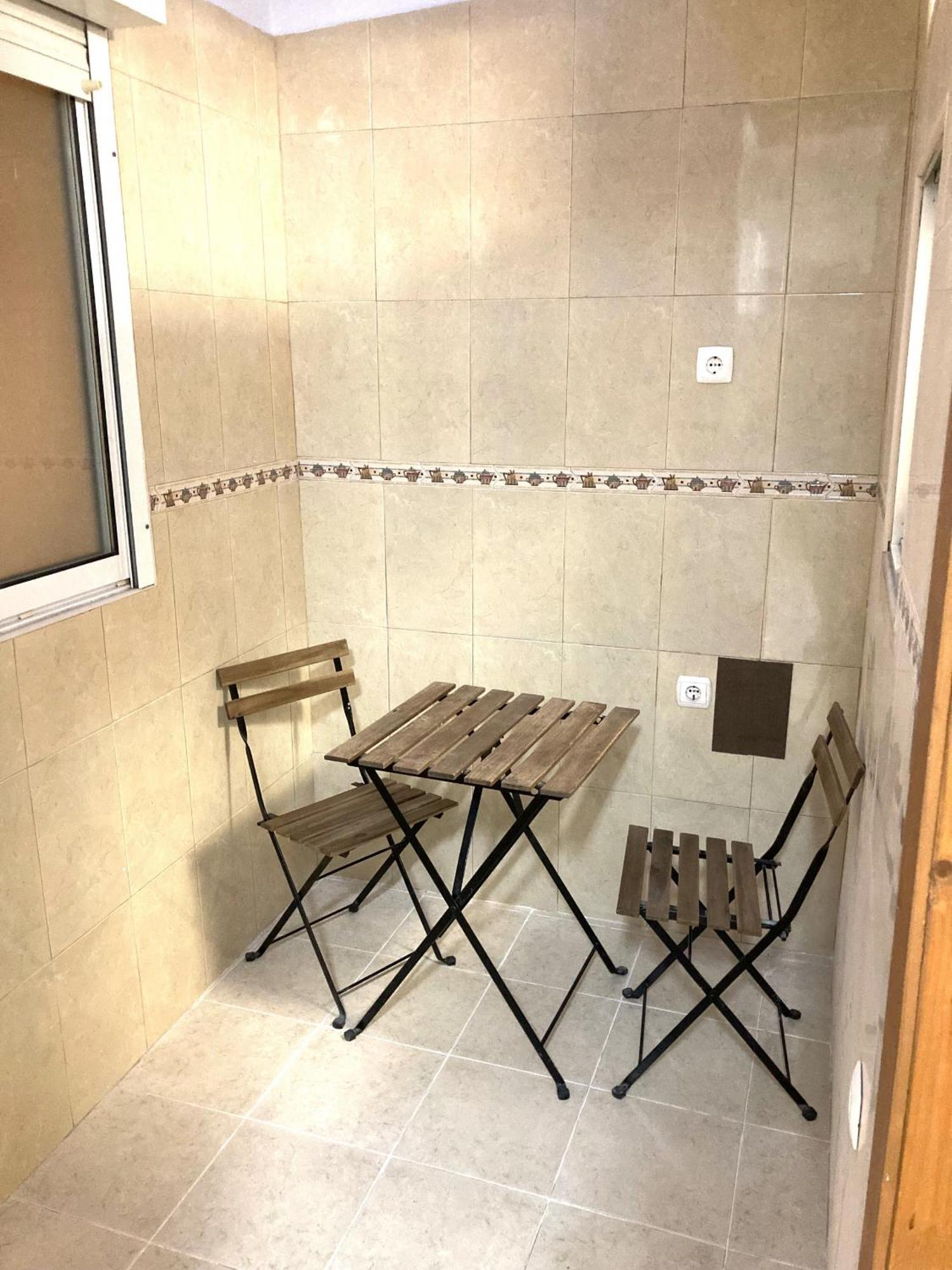 Lisbon T2 Apartment In Typical Villa In Sapadores Lisbon Bagian luar foto